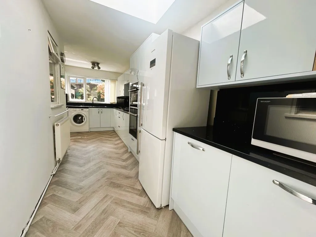 Adams Road, Shire Oak, WS8, photo 15