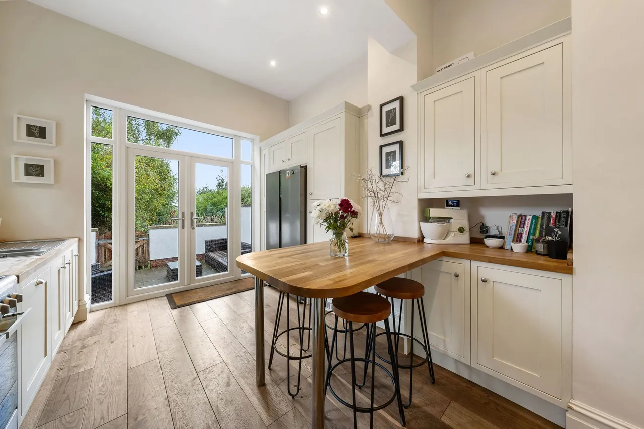 Booths Hill Road, Lymm, photo 15