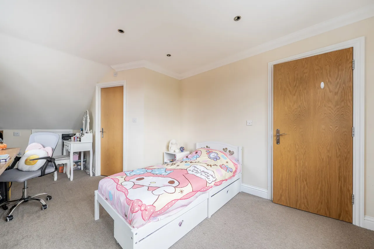 Cannon Lane, Pinner, HA5, photo 17