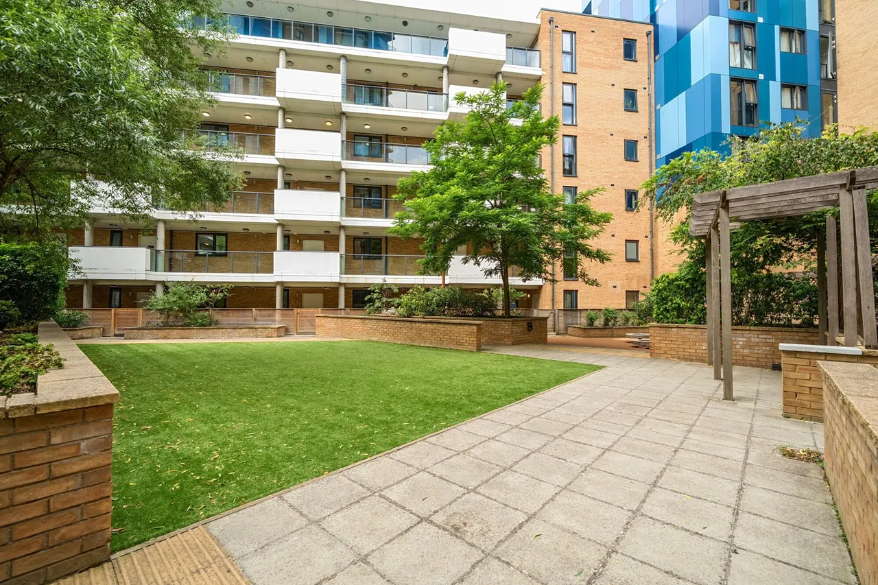 Parkside Avenue, SE10, photo 9