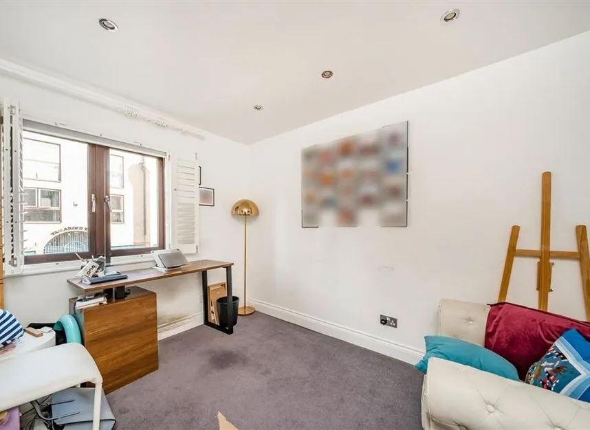 Kennet Street, Wapping, E1W, photo 6