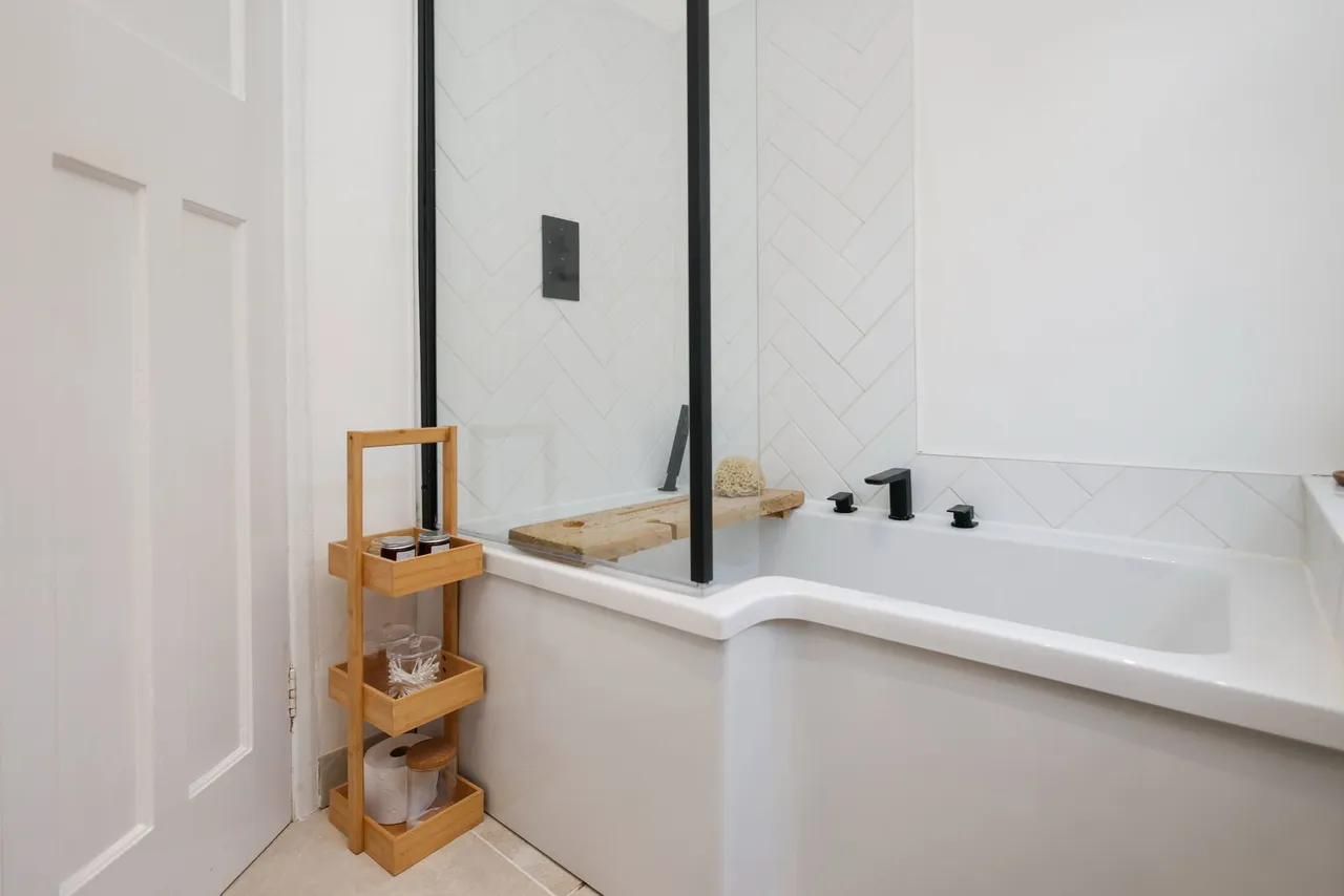 Cofton Road, Birmingham, B31, photo 26