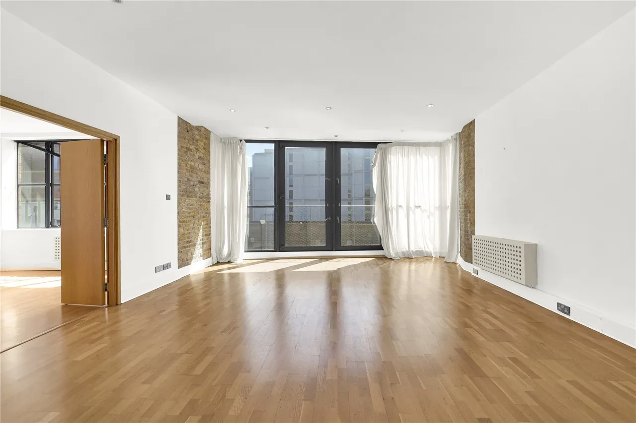 Kingsland Road, London, E2, photo 10