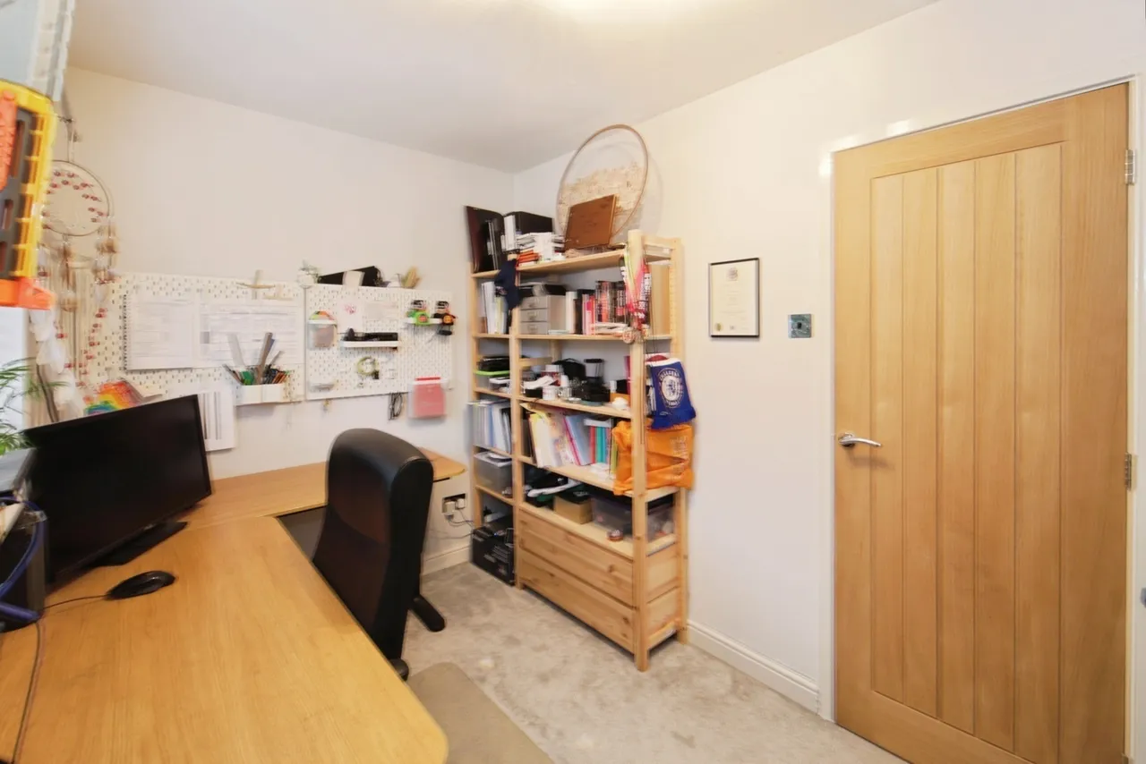 Imperial Rise, Birmingham, B46, photo 13