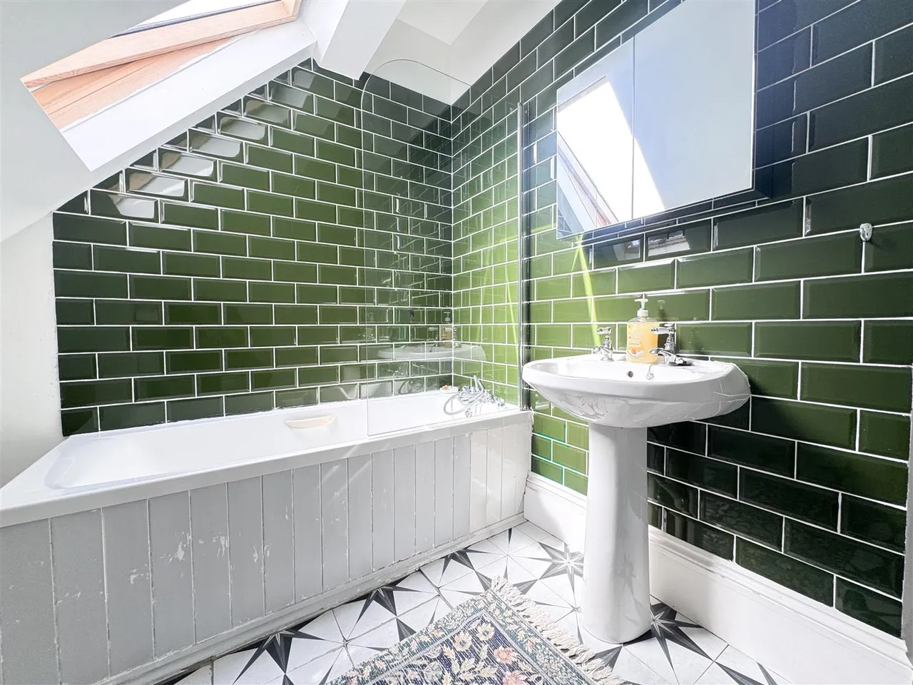 South Street, Eastbourne, BN21, photo 10
