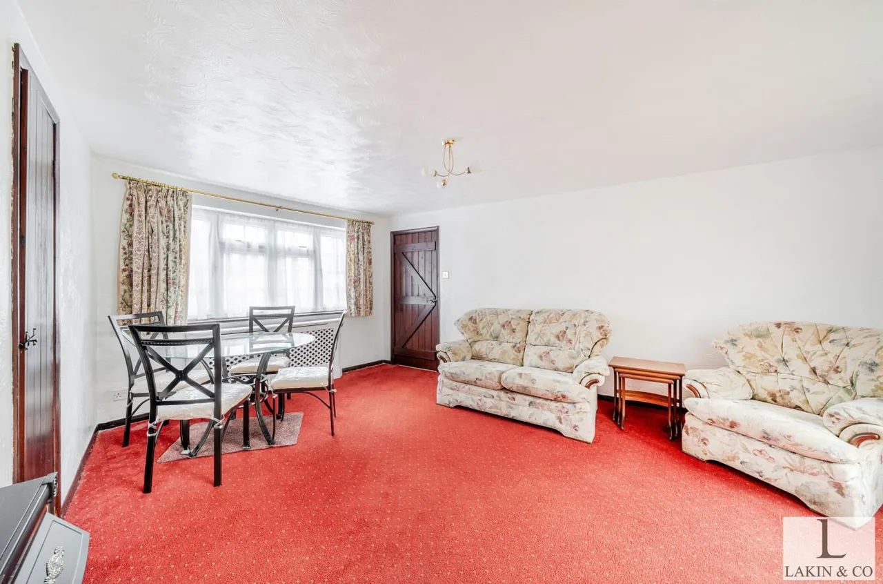 Ivy House Cottages, Ickenham, UB10 8LZ, photo 3