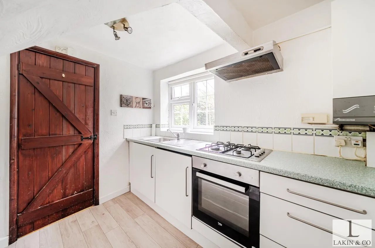 Ivy House Cottages, Ickenham, UB10 8LZ, photo 5