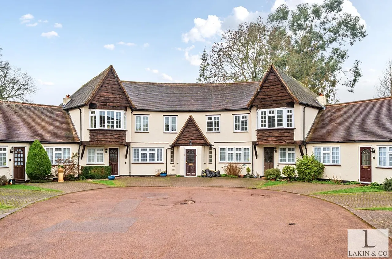 1 bed house for sale — Ivy House Cottages, Ickenham, UB10 8LZ