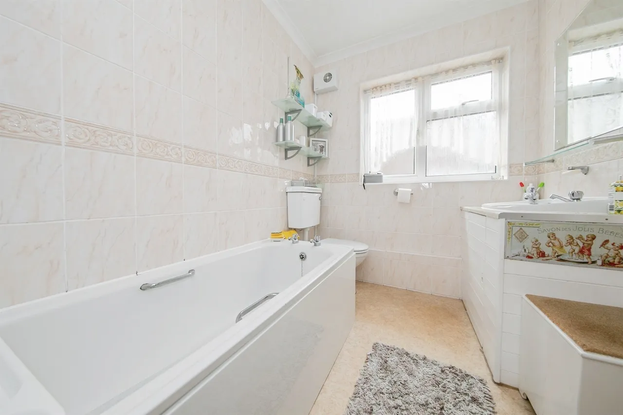 Violet Close, Ipswich, IP2, photo 11
