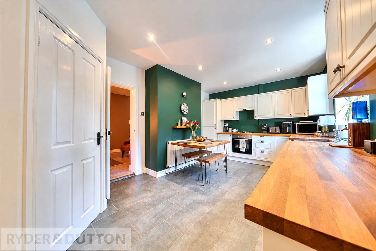 Whitworth Road, Healey, OL12, photo 15