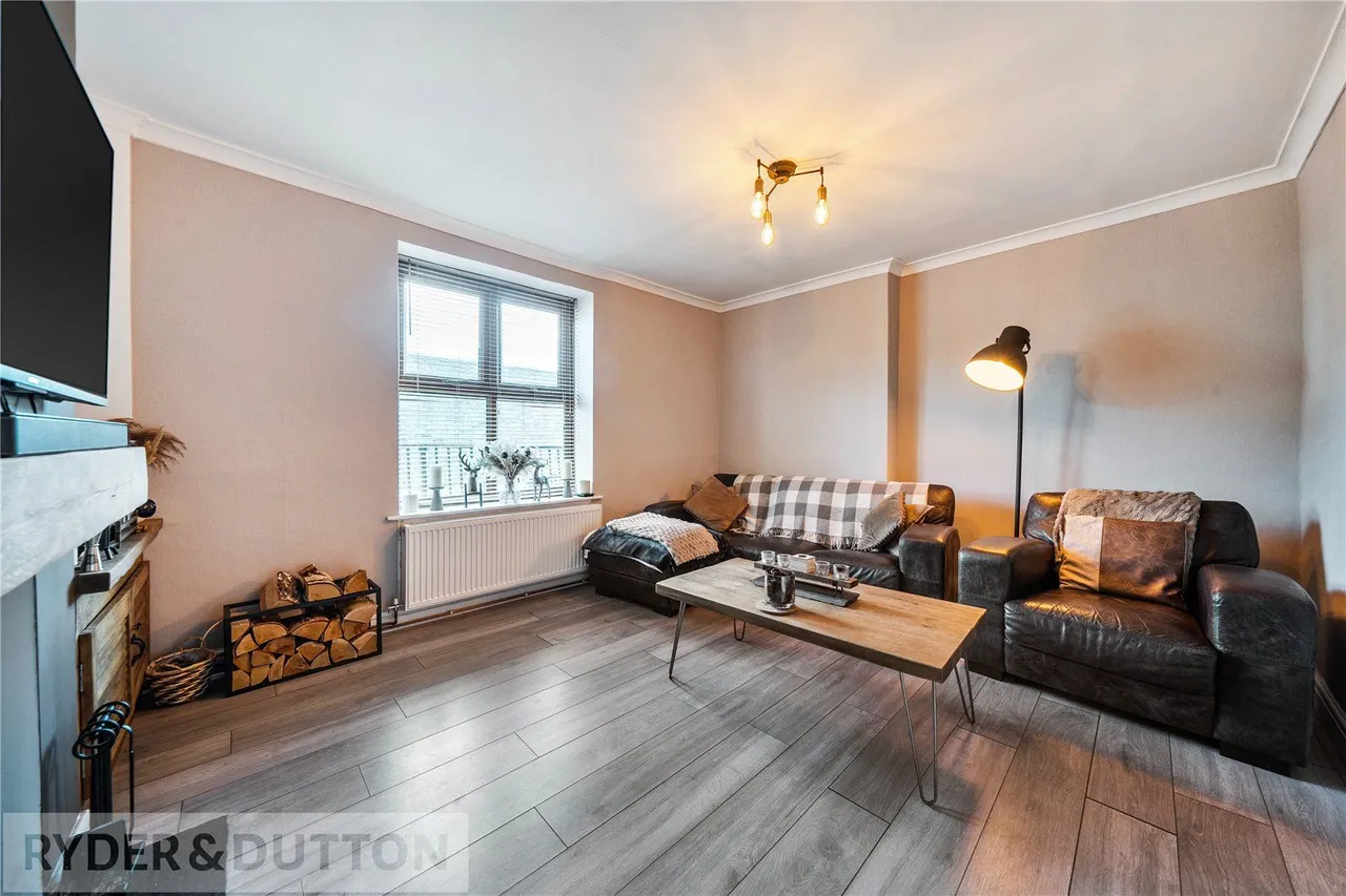 Whitworth Road, Healey, OL12, photo 12