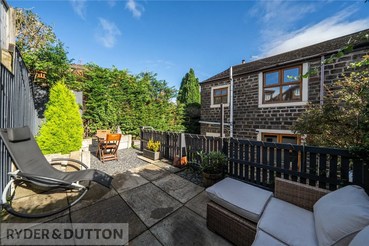 Whitworth Road, Healey, OL12, photo 10
