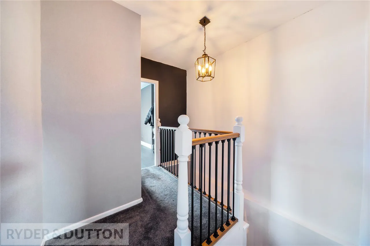 Whitworth Road, Healey, OL12, photo 16