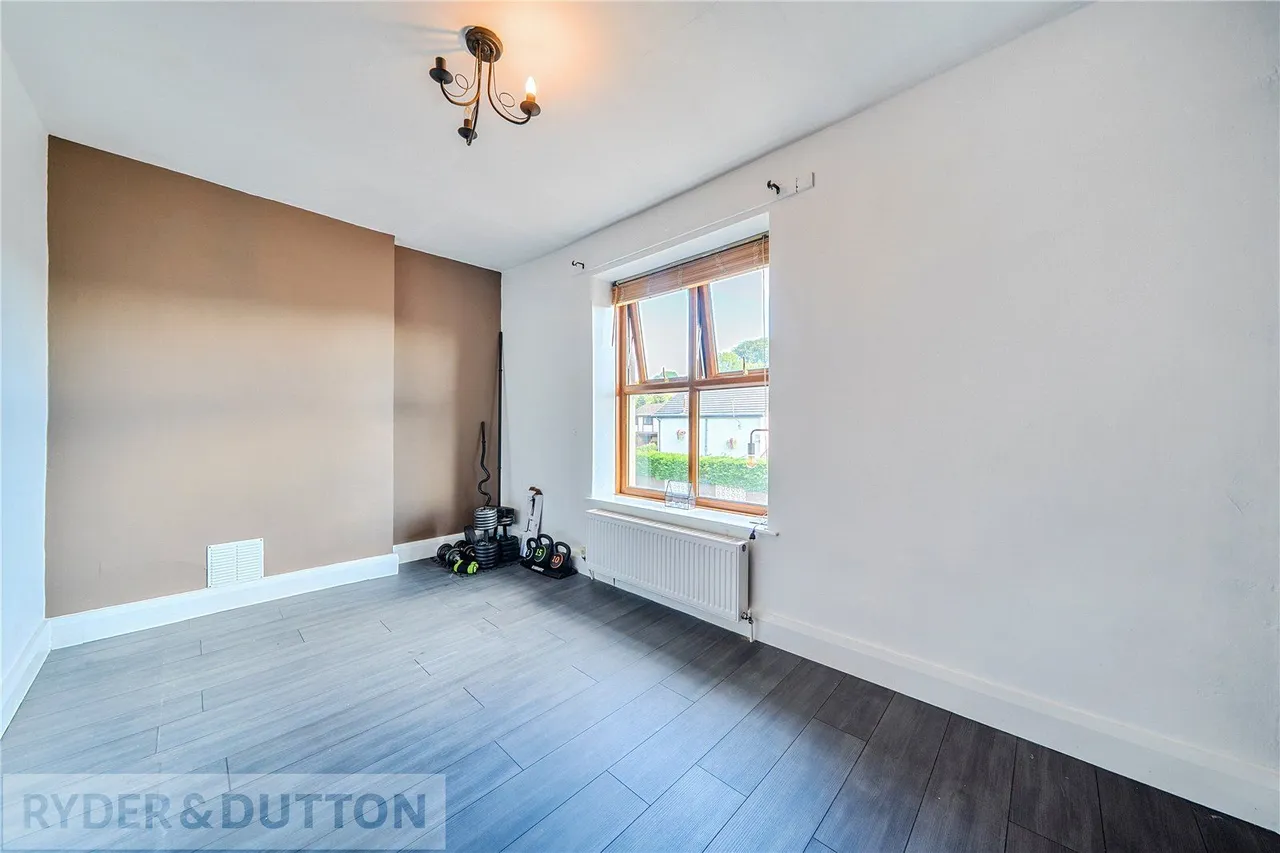Whitworth Road, Healey, OL12, photo 6