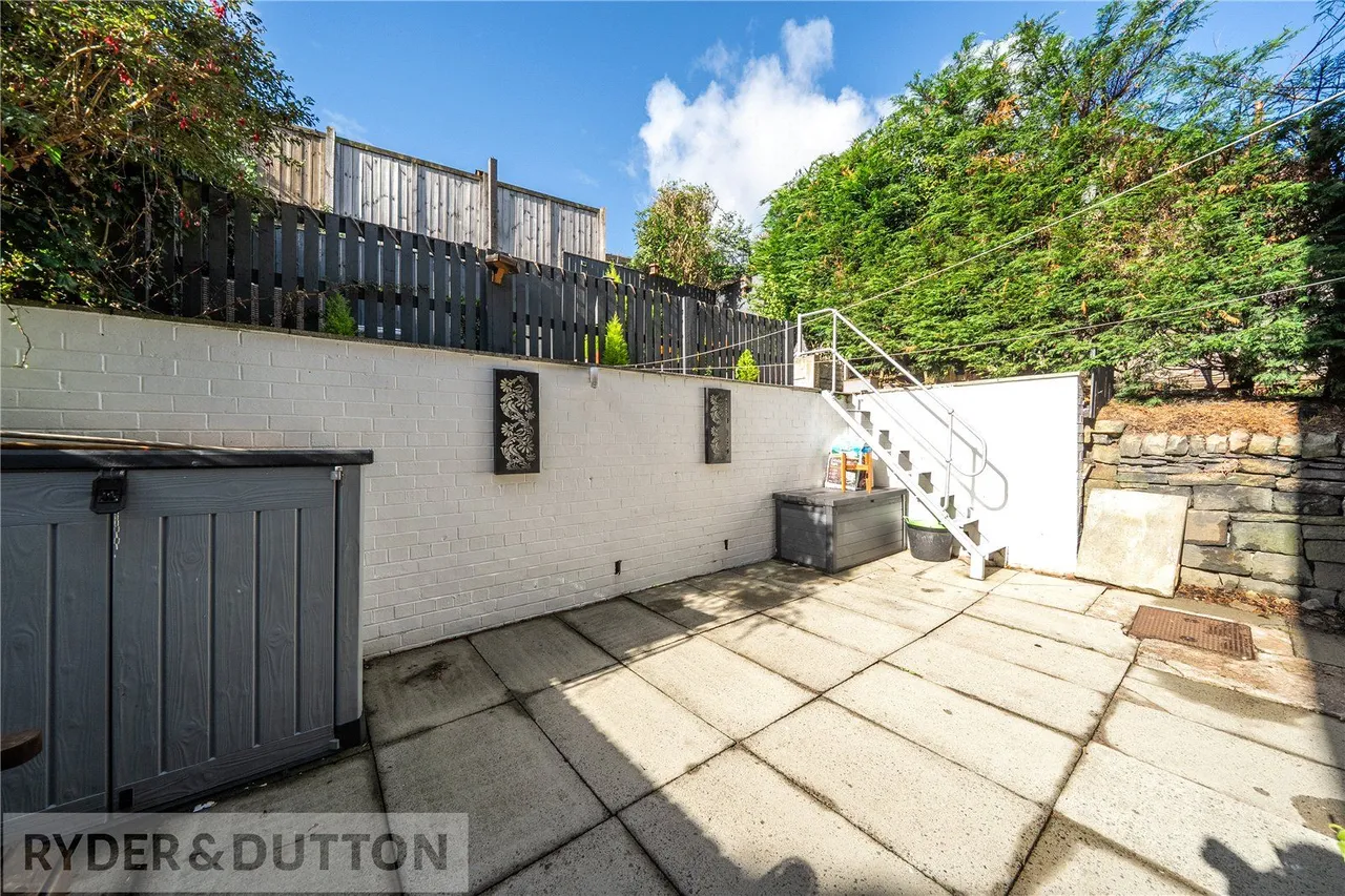Whitworth Road, Healey, OL12, photo 9