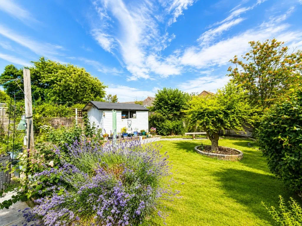 Pembury Grove, Bexhill on Sea, photo 3