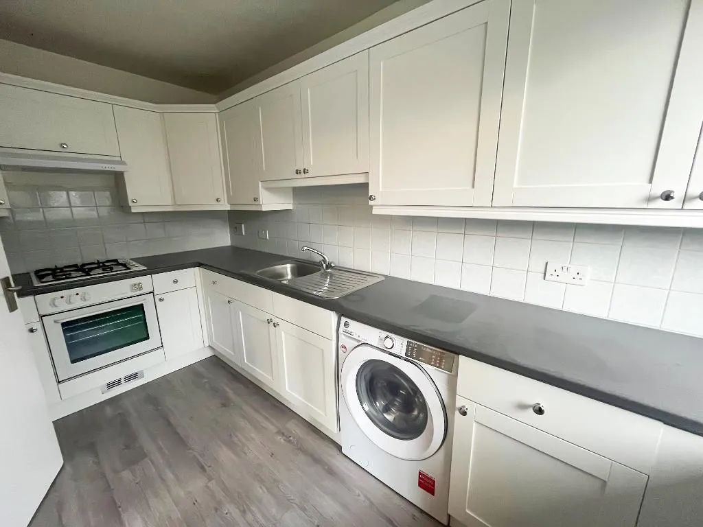 Addiscombe Road, Croydon, photo 7