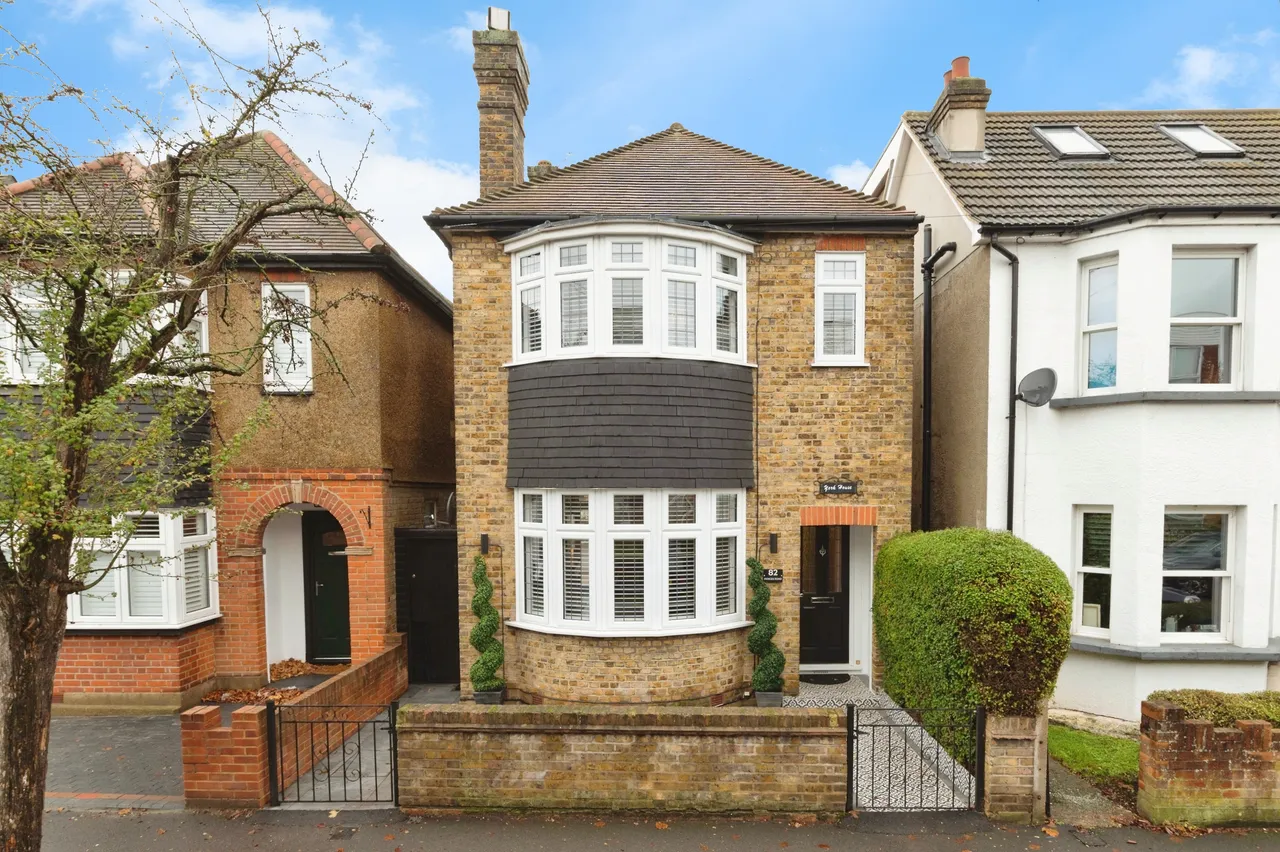 3 bed house for sale, Princes Road, Romford, RM1