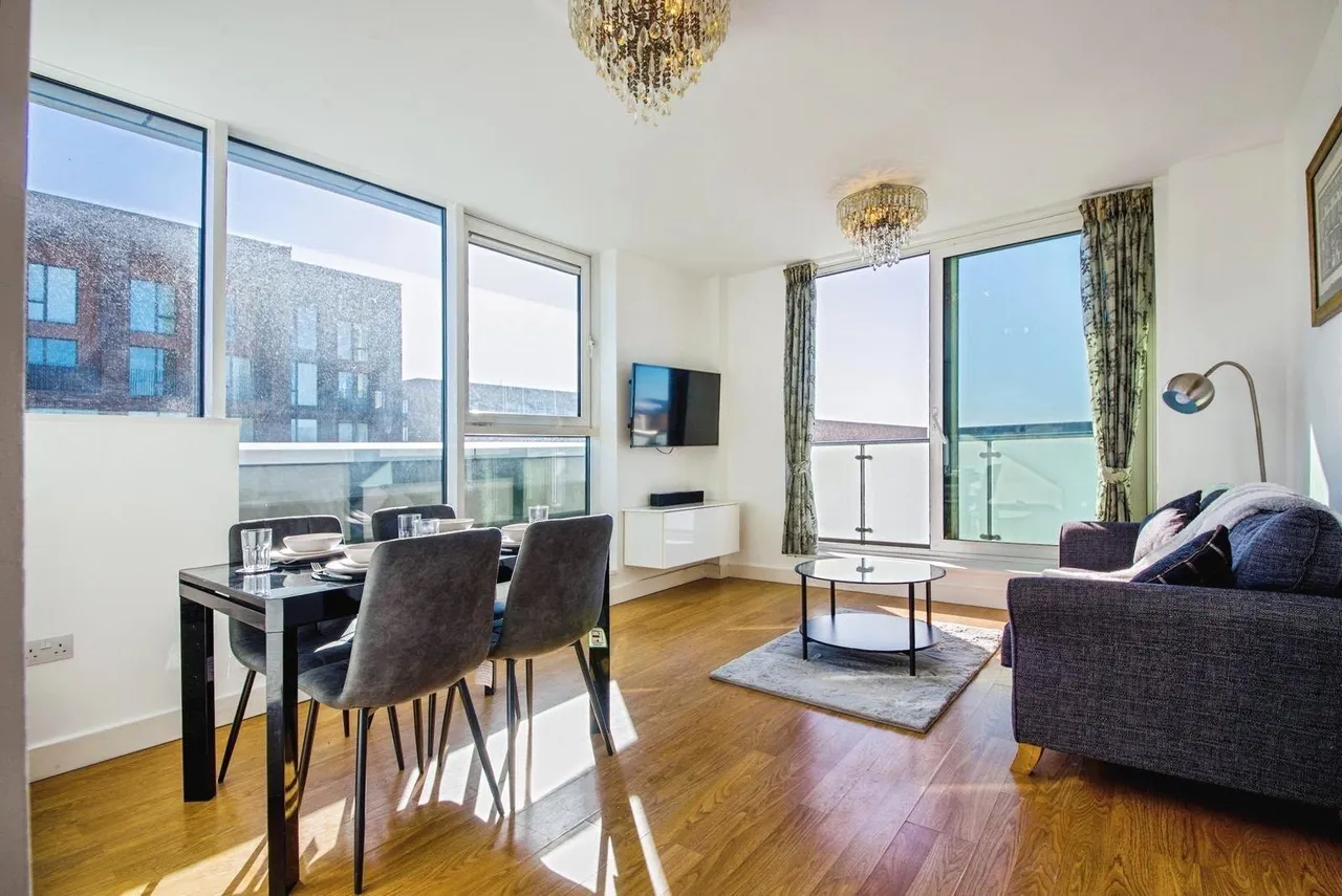 3 bed flat to rent — Gallions Road, London, E16