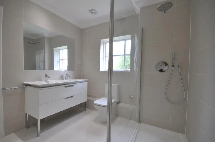 Virginia Water, GU25 4SW, photo 4