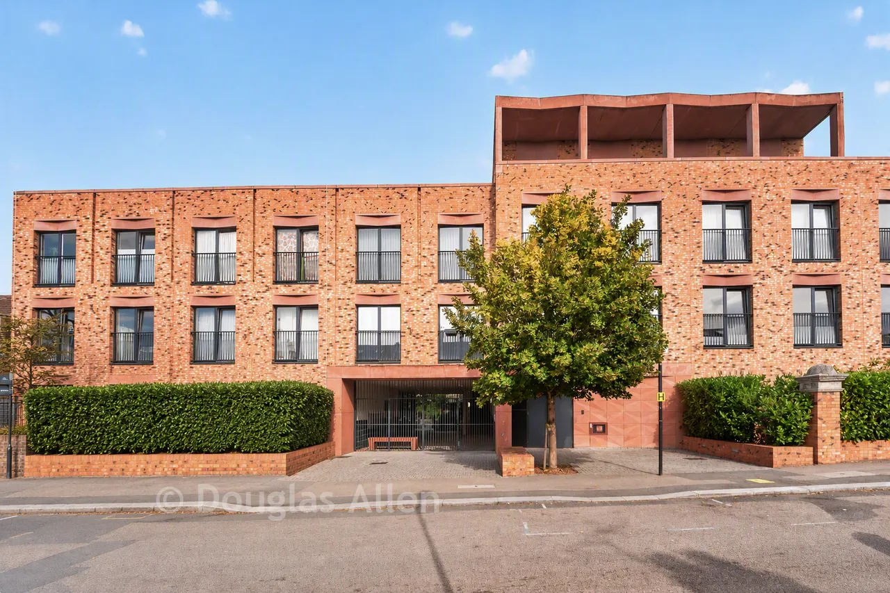 1 bed flat for sale, Gainsford Road, Walthamstow, E17