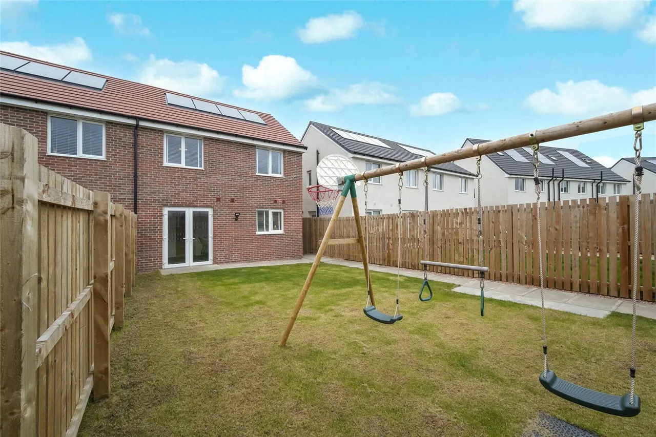 Muirton Farm Road, Kirkcaldy, Fife, KY1, photo 21