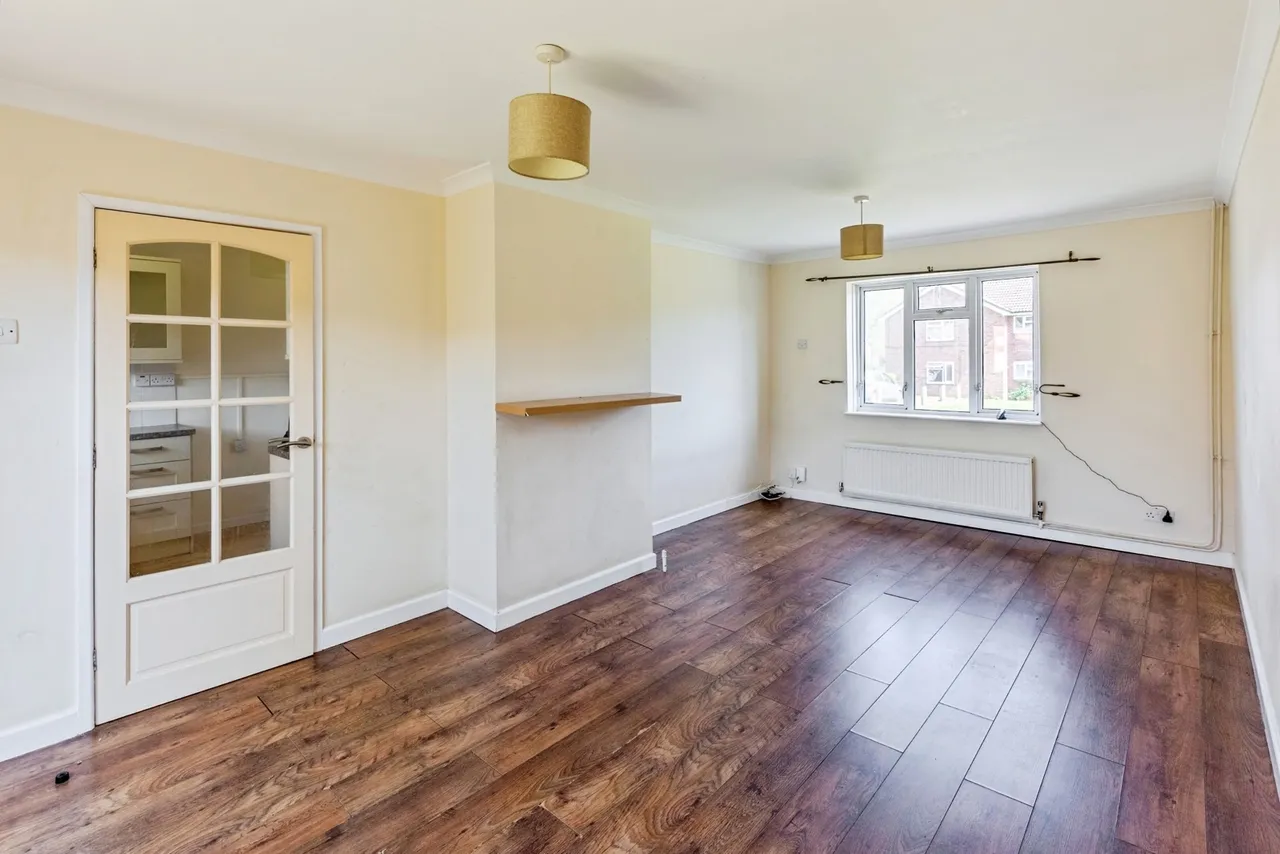 Broughton Place, Northampton NN3, photo 3