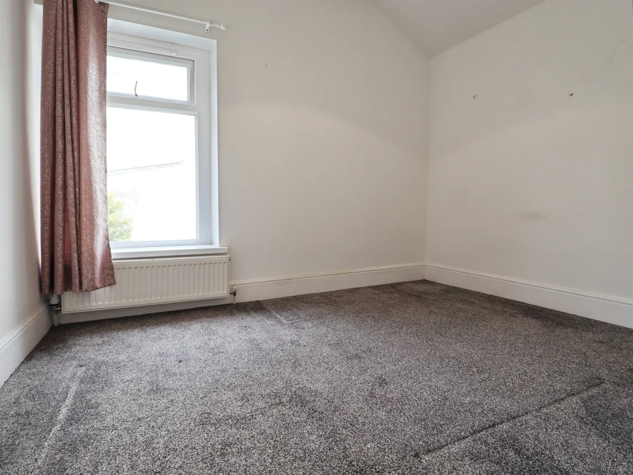Plassey Street, Penarth, CF64, photo 13