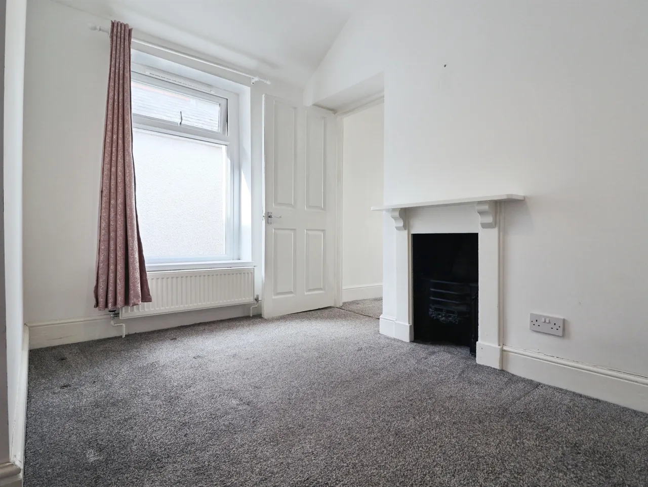 Plassey Street, Penarth, CF64, photo 10