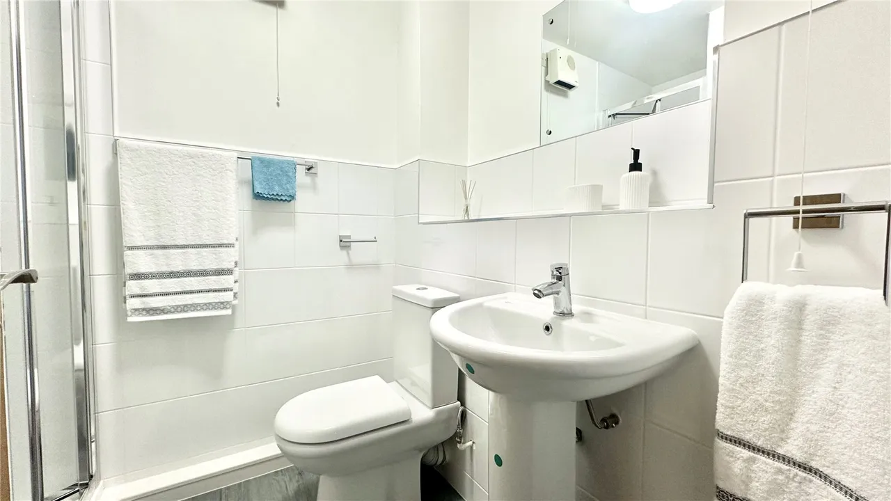 Park Road, New Barnet, Hertfordshire, EN4 9TE, photo 6