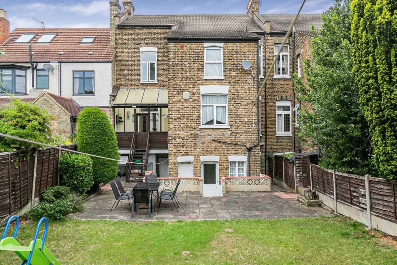 Selsdon Road, Wanstead, photo 12