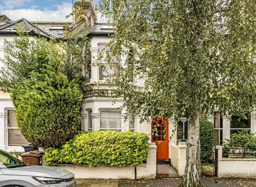 4 bed house to rent — Whitehall Park Road, Chiswick, W4