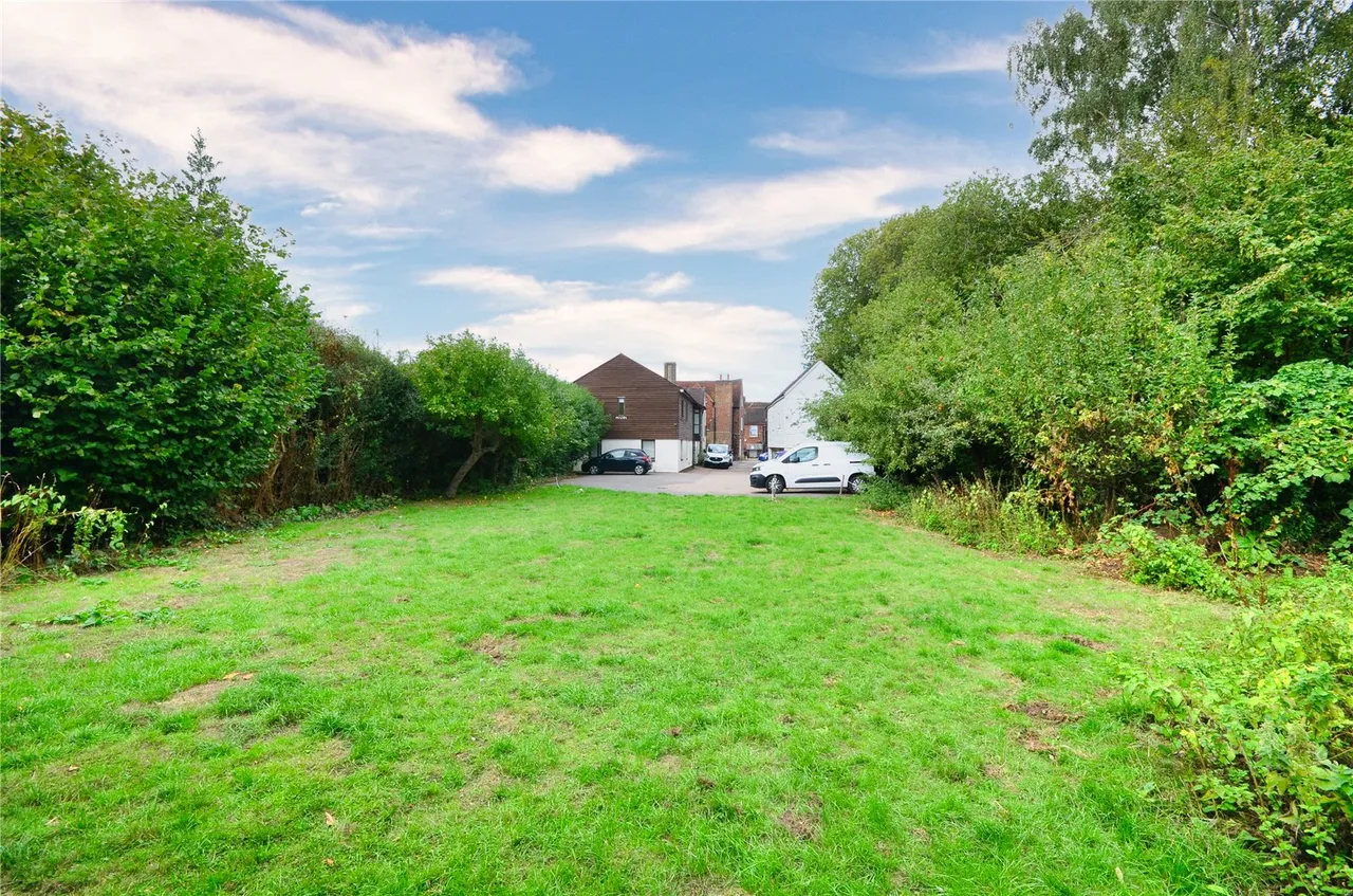 Judges Close, East Grinstead, RH19, photo 6