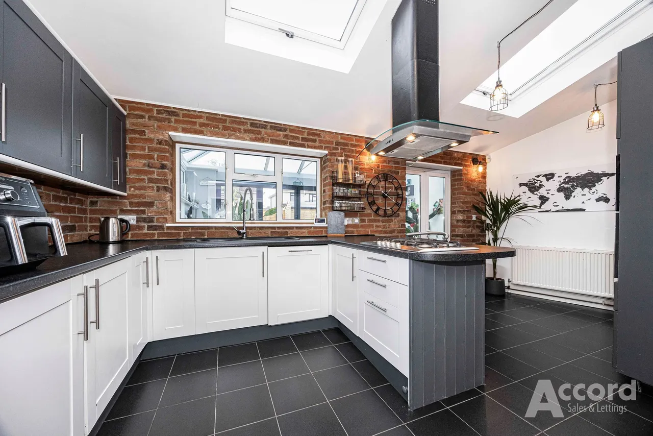 Esk Way, Romford, RM1, photo 10
