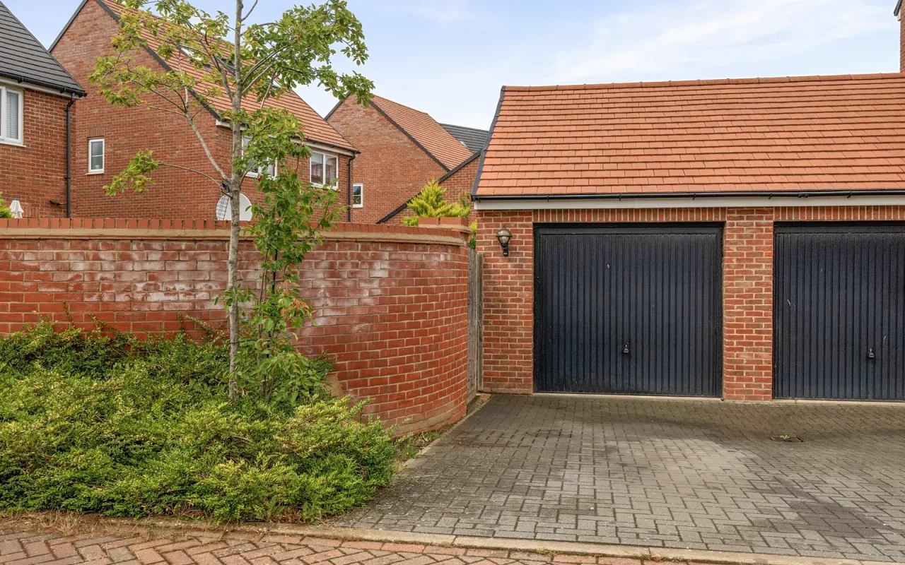 Sutherland Lane, Bedford, photo 5