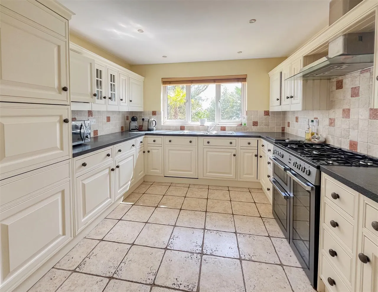 Thorntree Close, Heathfield, TN21 0YE, photo 8