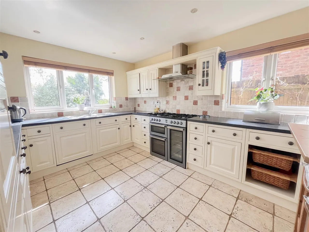 Thorntree Close, Heathfield, TN21 0YE, photo 9