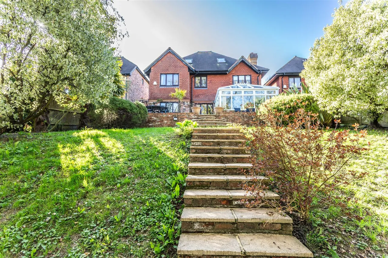 Thorntree Close, Heathfield, TN21 0YE, photo 32