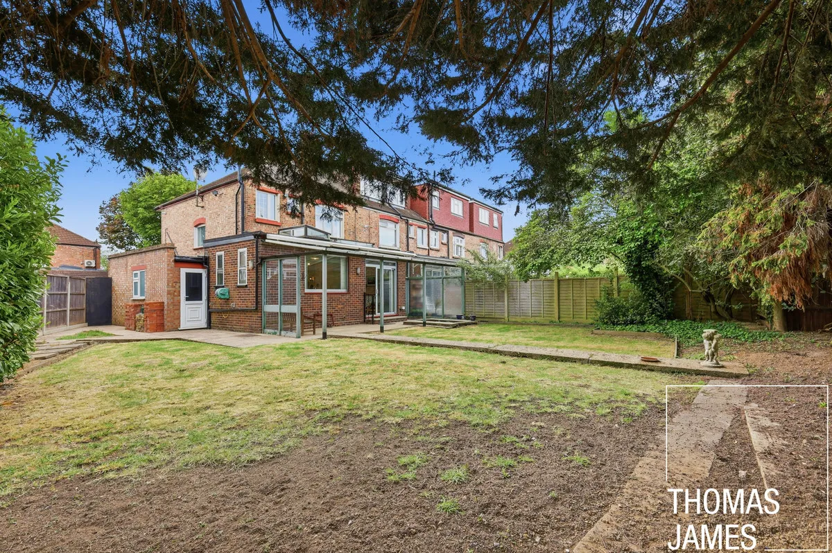 London, N13, photo 19