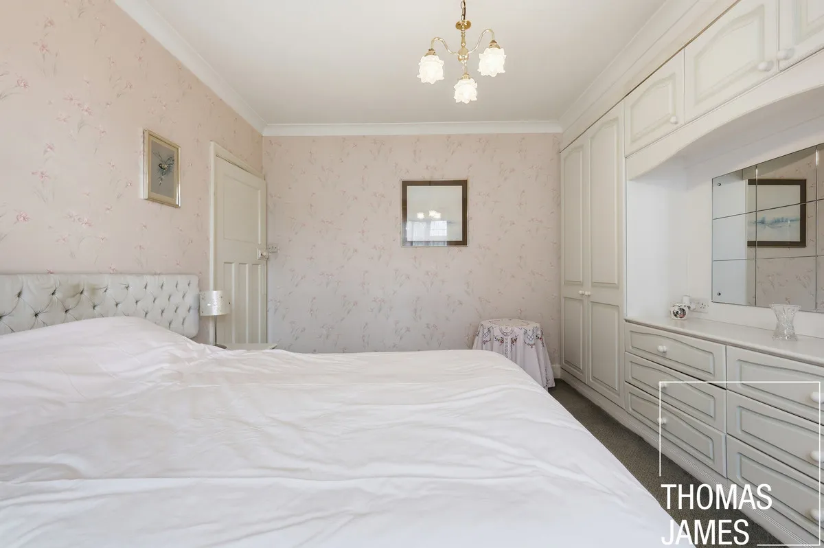 London, N13, photo 13