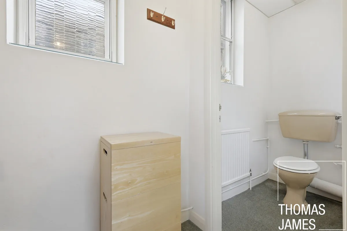 London, N13, photo 16