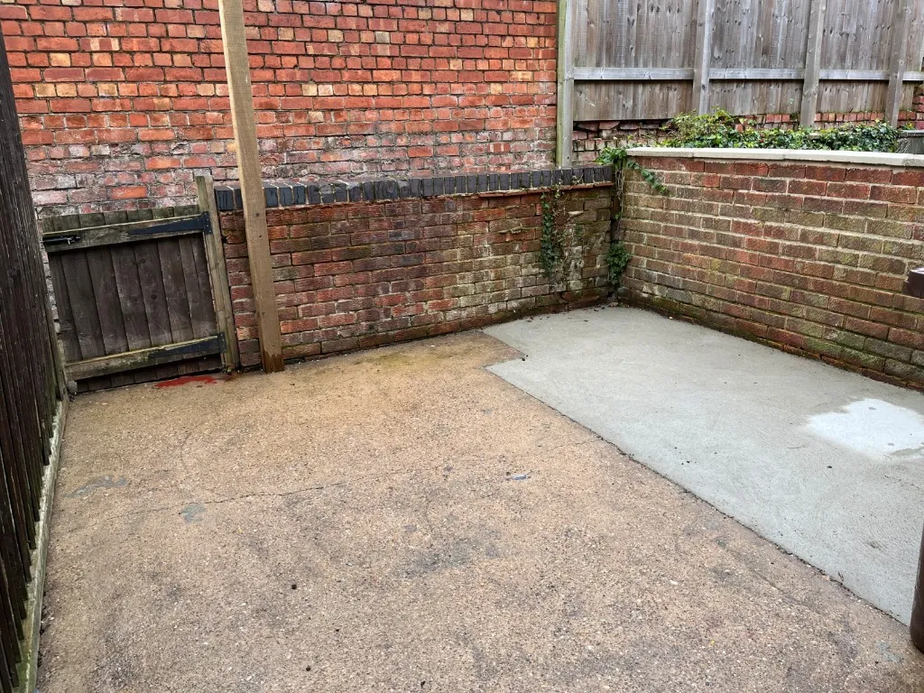 Birrell Road, Nottingham, NG7, photo 10