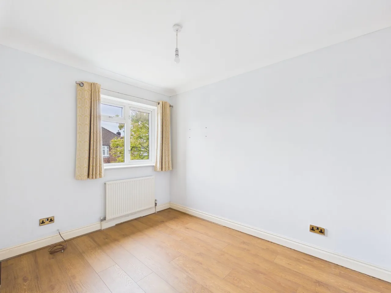Wolsey Road, Ashford, TW15, photo 8