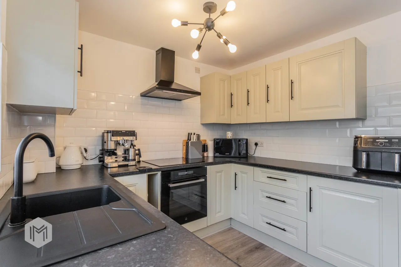 Thornham Drive, Bolton, BL1, photo 5