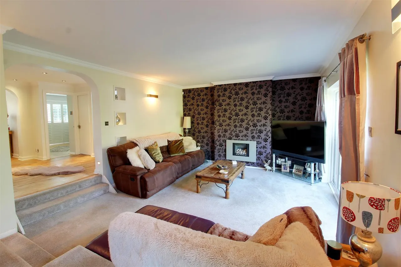 Northaw Road West, Northaw, Hertfordshire EN6 4NW, photo 19