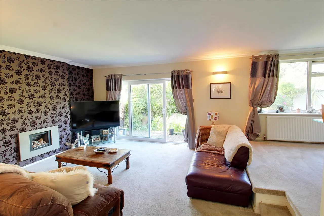 Northaw Road West, Northaw, Hertfordshire EN6 4NW, photo 8