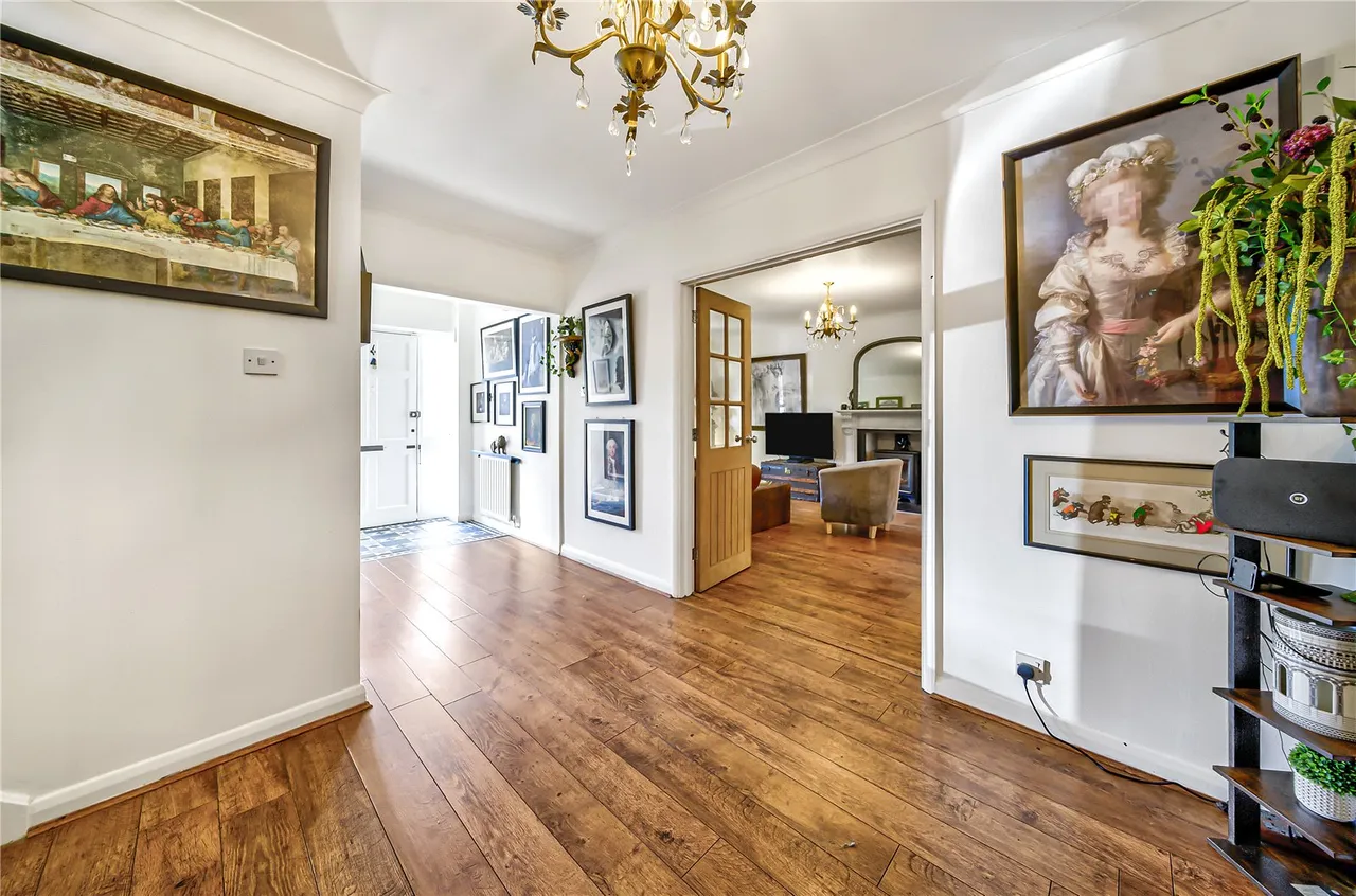 Set for family and entertaining! Cinema room, bar, photo 23