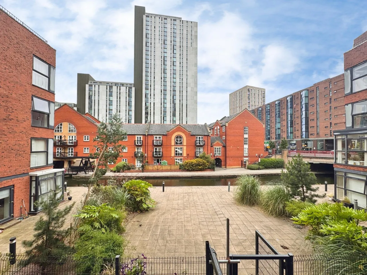 3 bed flat for sale, Chapeltown Street, Manchester, M1