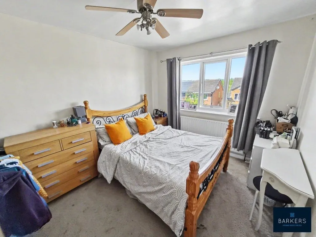 Meadow Bank, Dewsbury WF13 3SL, photo 7