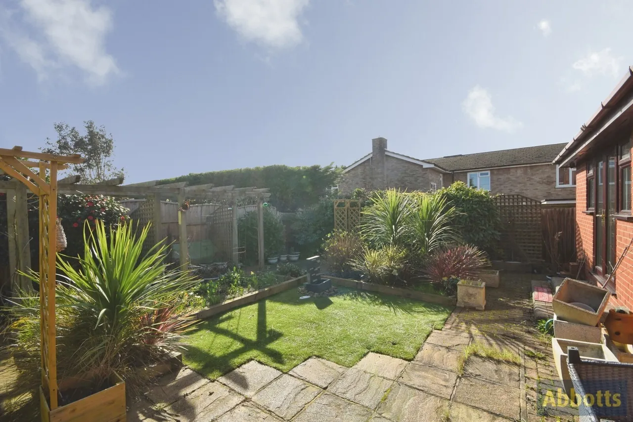 Clarence Road, Rayleigh, Essex, SS6, photo 20